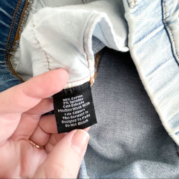 Beau Hudson // BLUE DISTRESSED DENIM JEG JEANS // Size 10 US // EUC - Picture 6 of 12